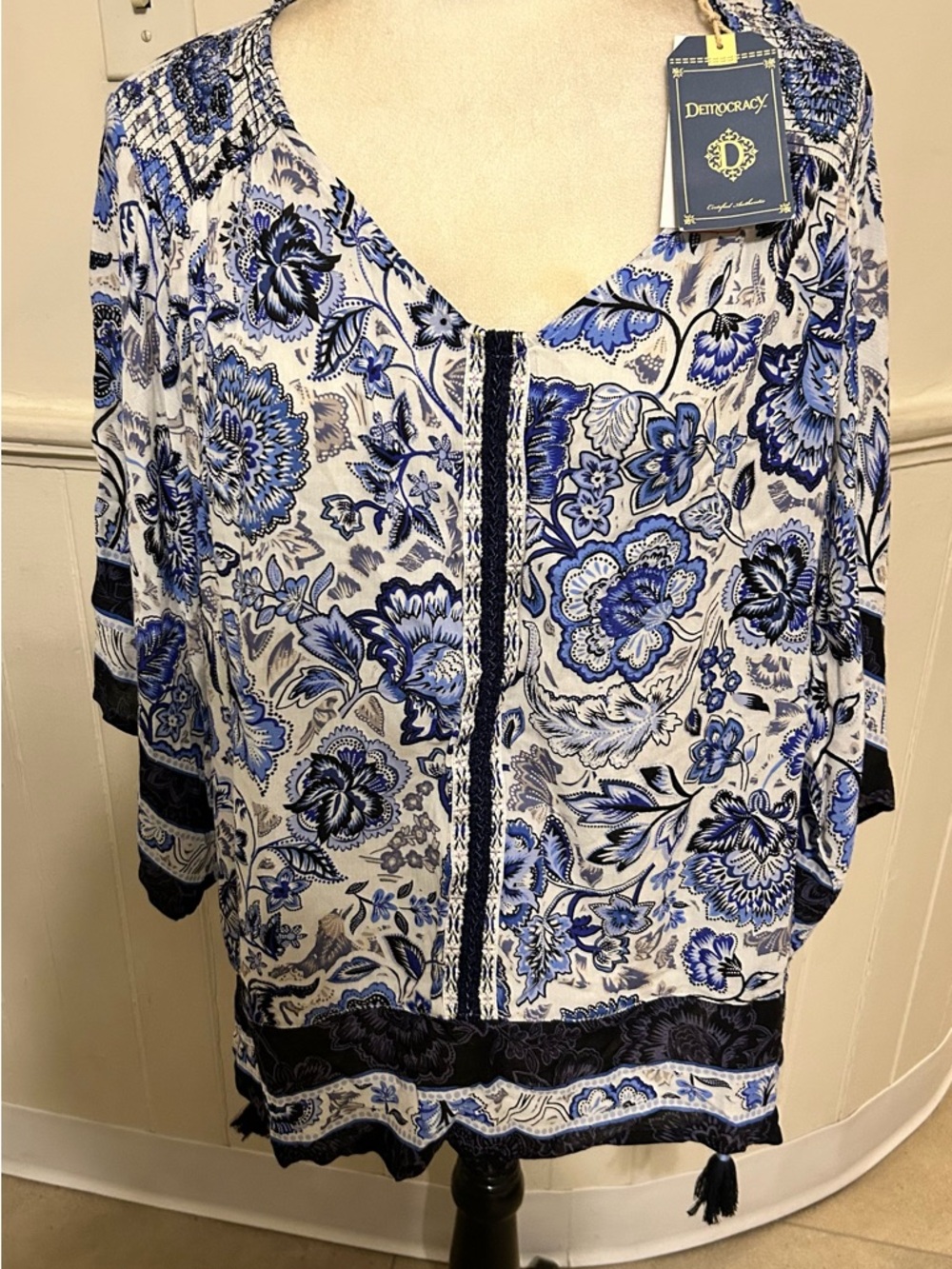Democracy Navy Floral Boho Tassel Hem Side Slit-3/4 Sleeve Blouse /XL/NWT